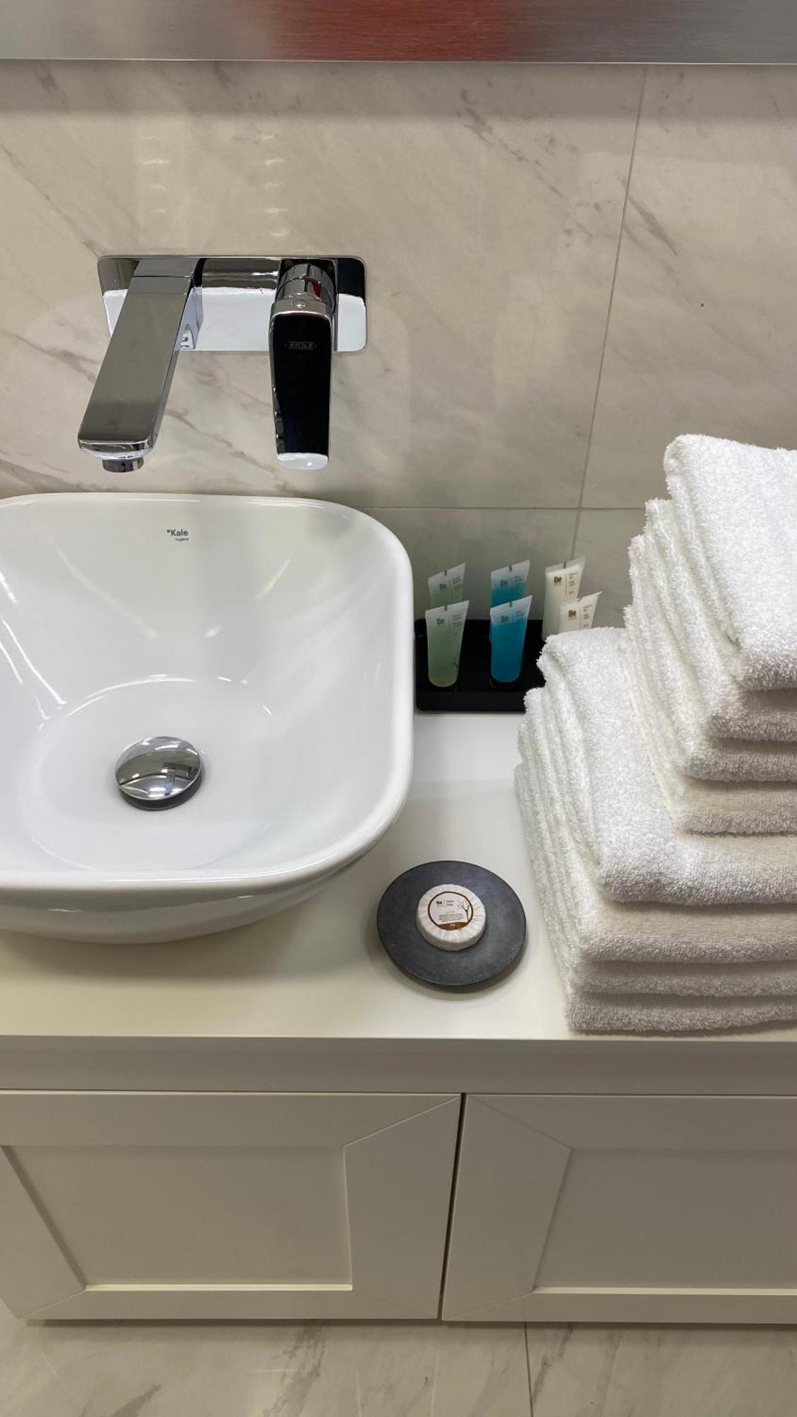 Dom Boutique Apartments - Old Town Belgrado Buitenkant foto