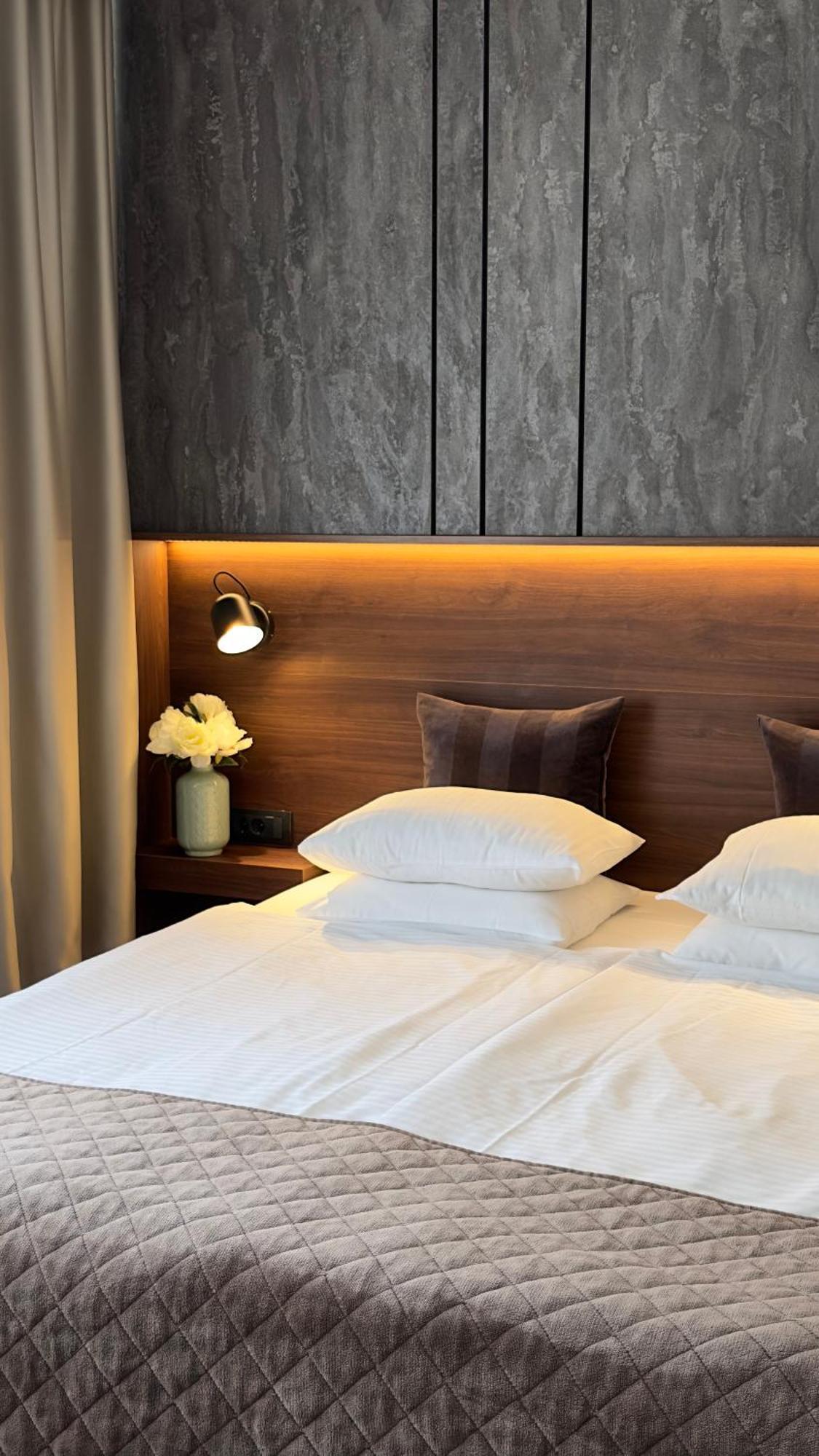 Dom Boutique Apartments - Old Town Belgrado Buitenkant foto