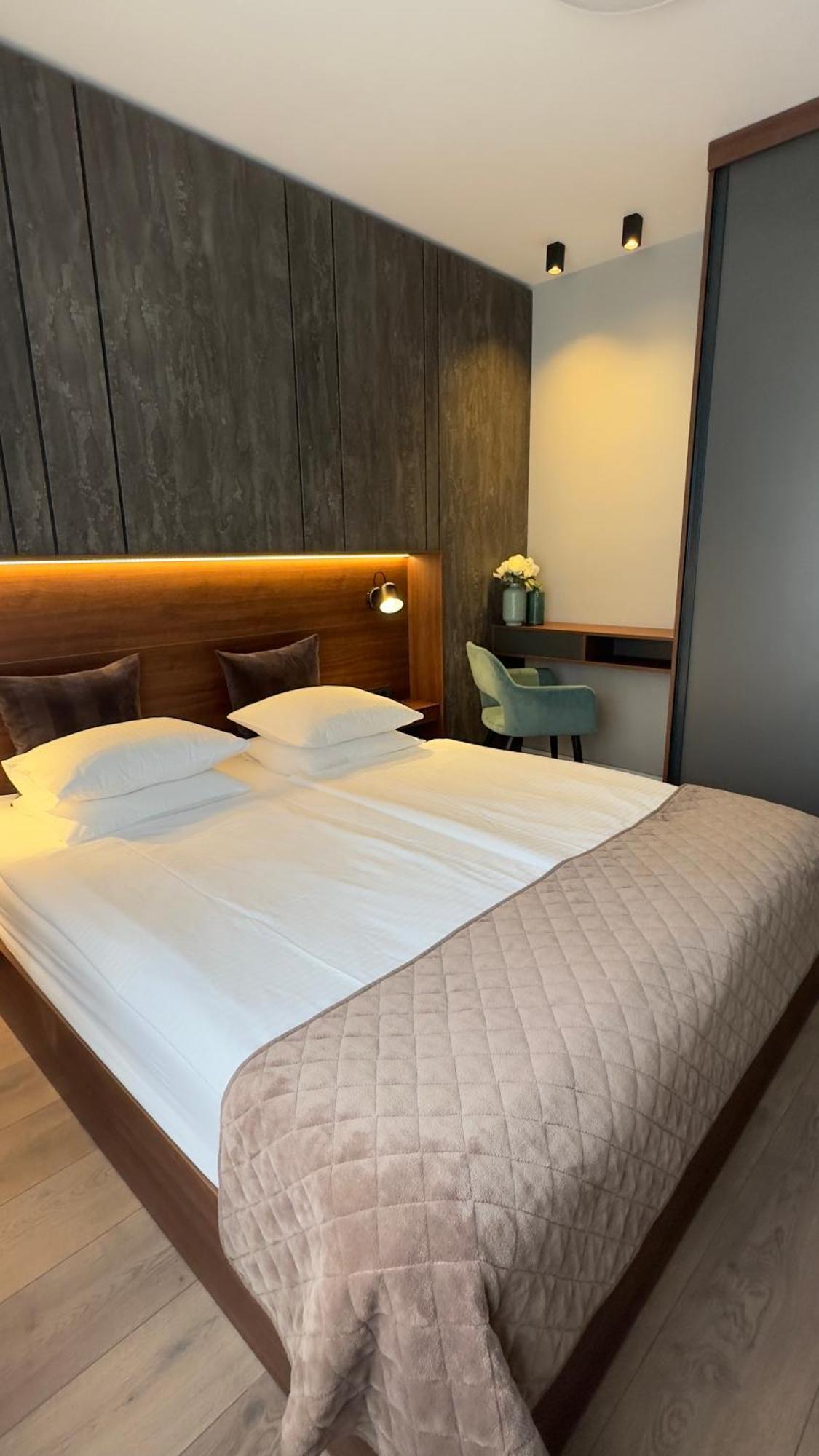 Dom Boutique Apartments - Old Town Belgrado Buitenkant foto